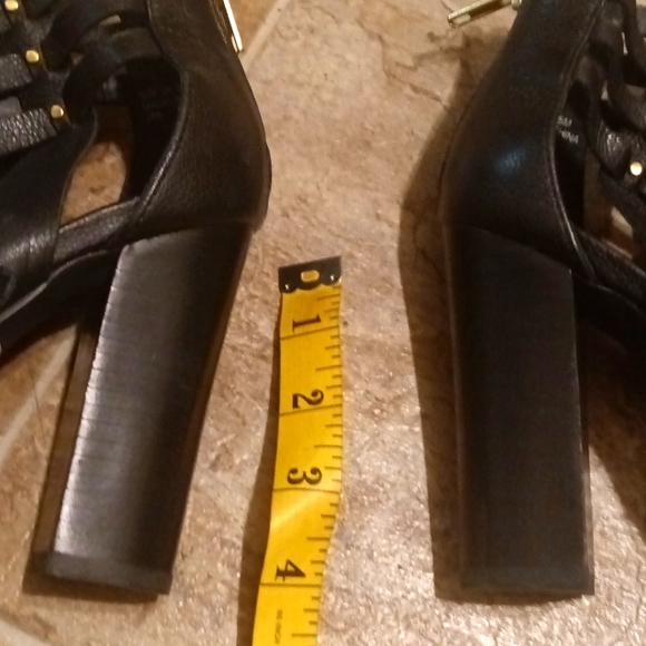 Steve Madden Heels - Picture 6 of 9